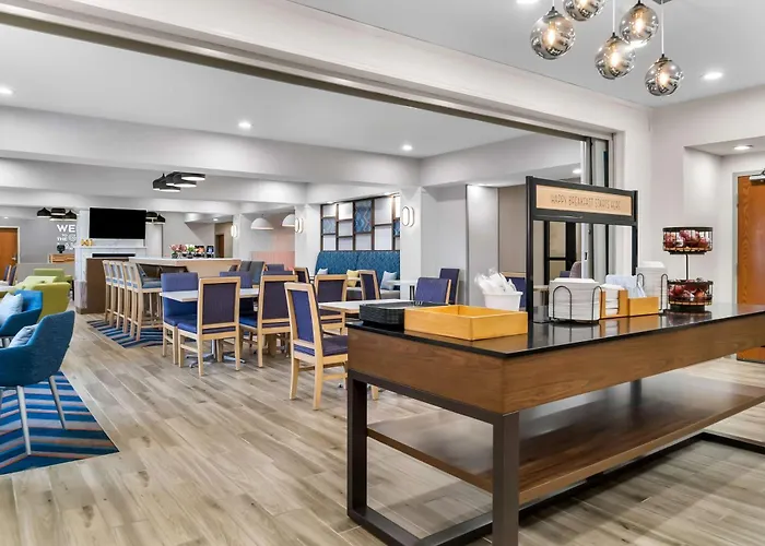 Hampton Inn Detroit/-North