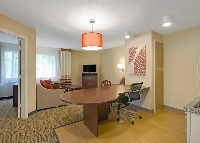 Family Hotel: Mainstay Suites Detroit Auburn Hills